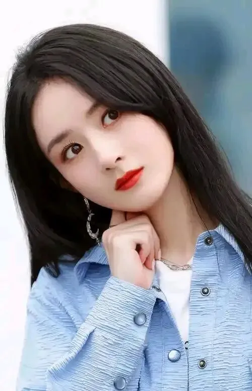 2026热搜封神|赵丽颖:不靠营销,照样全网霸榜