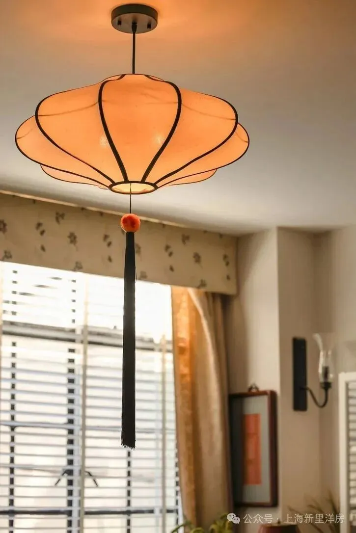 直降430万,目前市场2000万左右性价比最高,最强整栋,镇宁路渔光邨,144.24平,报价2150万出售中,近期看房方便!