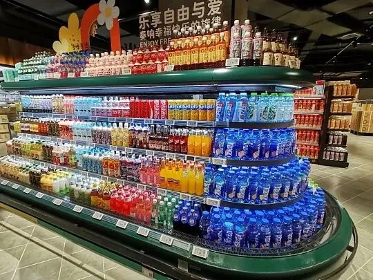 【营销指南】春季酒饮销售爆单攻略!5大爆款清单+3大营销心机,超市这样摆货让销量翻倍,抓住春游经济红利