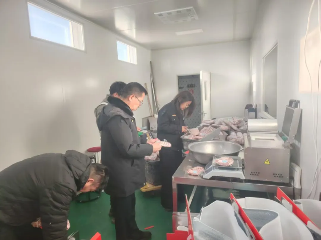 鄂托克旗市场监督管理局开展整治制售“假劣肉制品”专项检查 守护群众“舌尖上的安全”