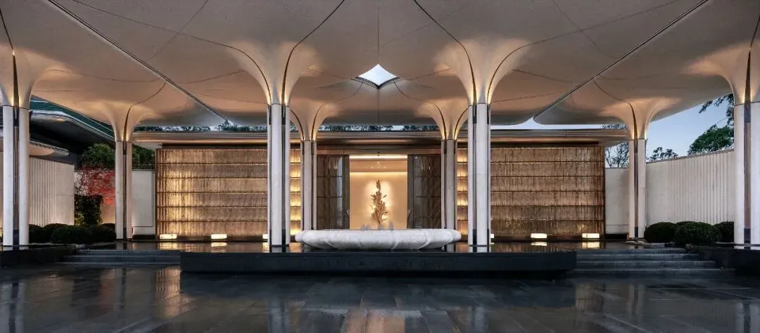 市场下行,开发商还在死卷产品?绿城浙江,给出了真正的破局答案