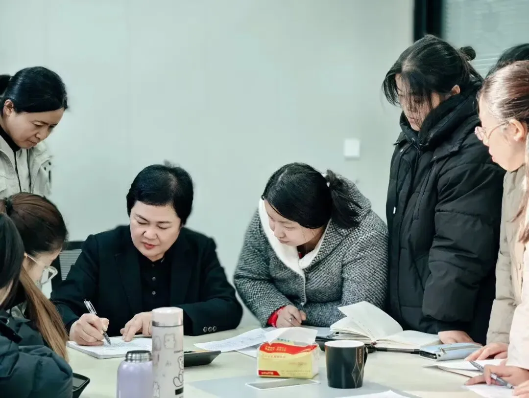 还在为国内市场的内卷而烦恼?或许你真该看看利润更高的外贸行业了!