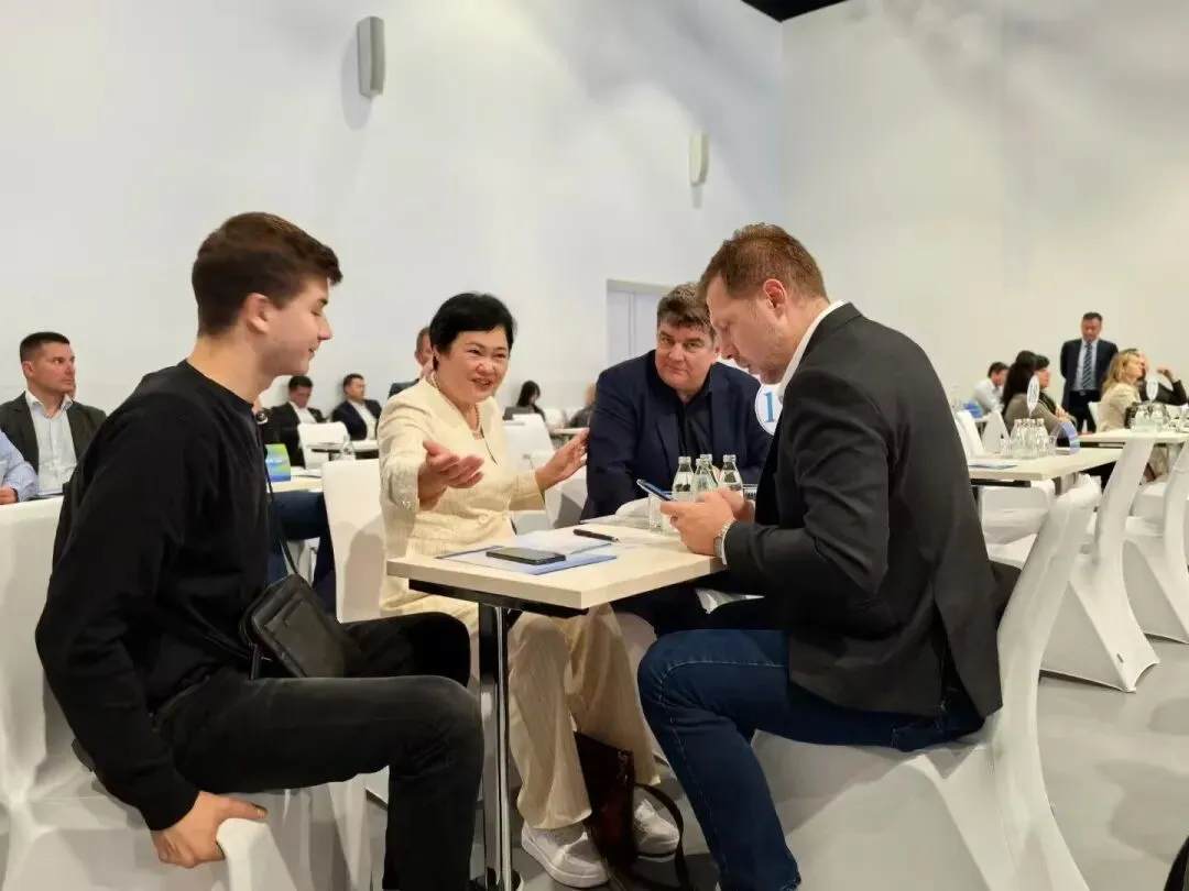 还在为国内市场的内卷而烦恼?或许你真该看看利润更高的外贸行业了!