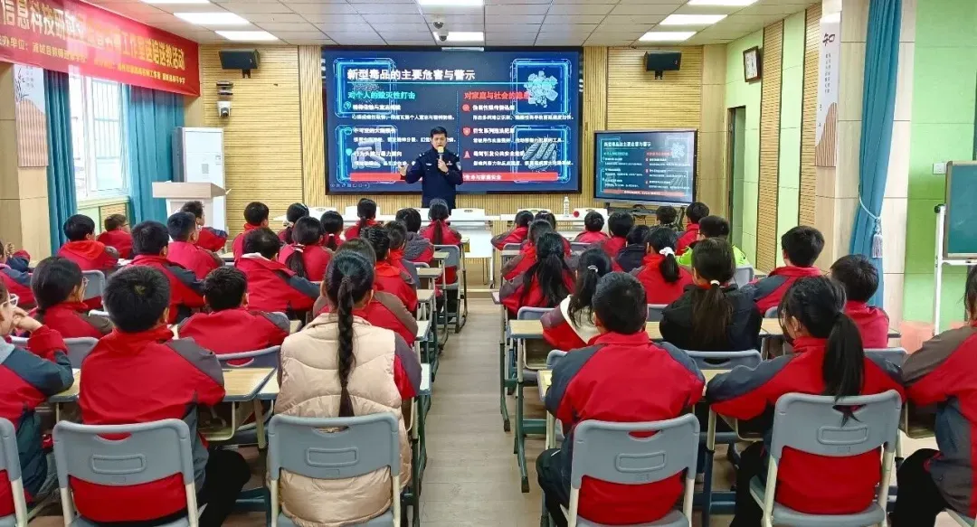 文明停车,你我都是参与者 | 浦城农贸市场、商场、医院周边规范停车指南请查收→