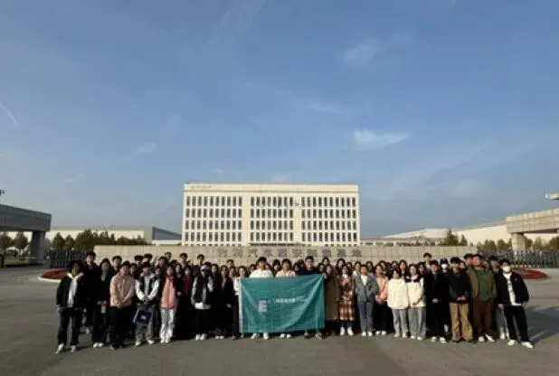 市场营销(时尚零售与品牌管理方向) | AI赋能时尚零售,定制培育菁英