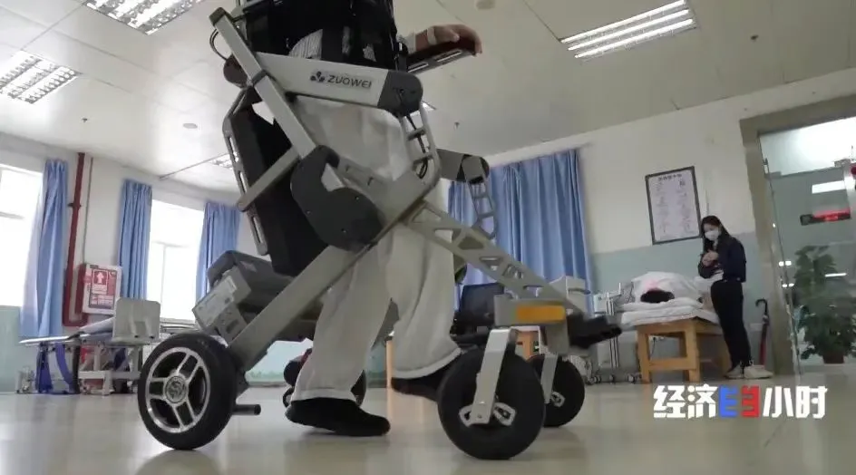 掘金超6万亿银发市场!作为科技以AI+智能护理机器人重构养老新图景