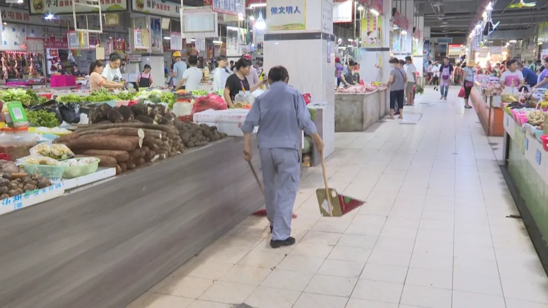 【创文巩卫·屯昌在行动】屯昌各农贸市场切实做好问题整改