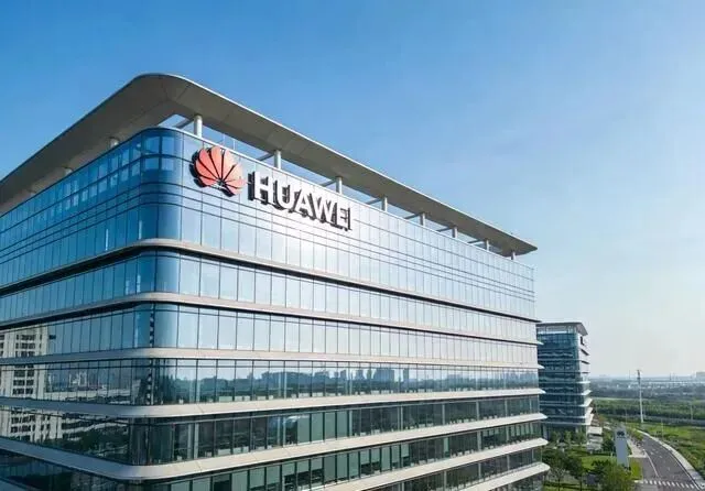 Mate80系列全球首发,正式回归海外市场