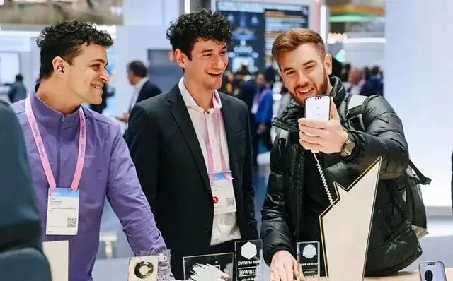 Mate80系列全球首发,正式回归海外市场