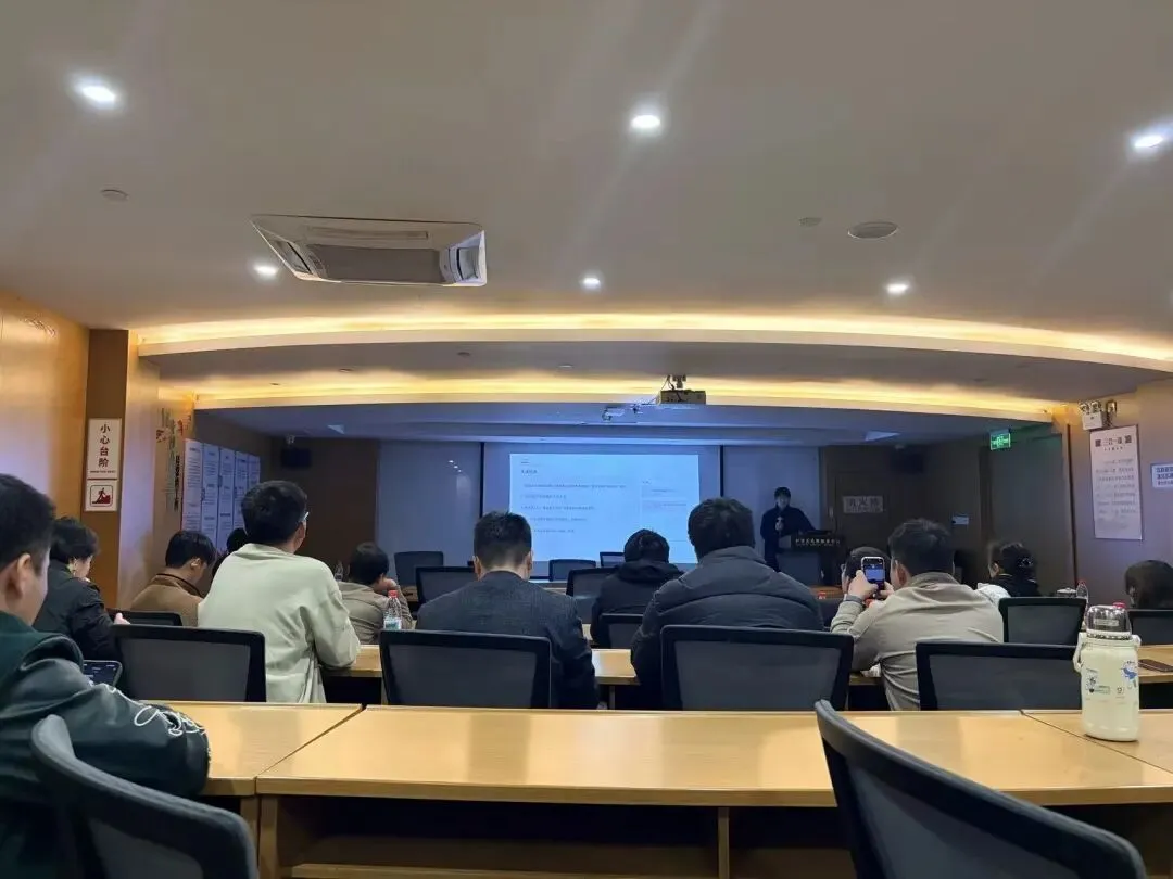 产业AI落地首站!杭州市场营销协会三月会员日暨产业OPC发布创新沙龙圆满举行