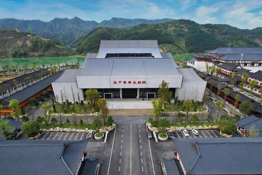 2026茶行业市场前景:中小企业破局与理想华莱龙头企业发展之路