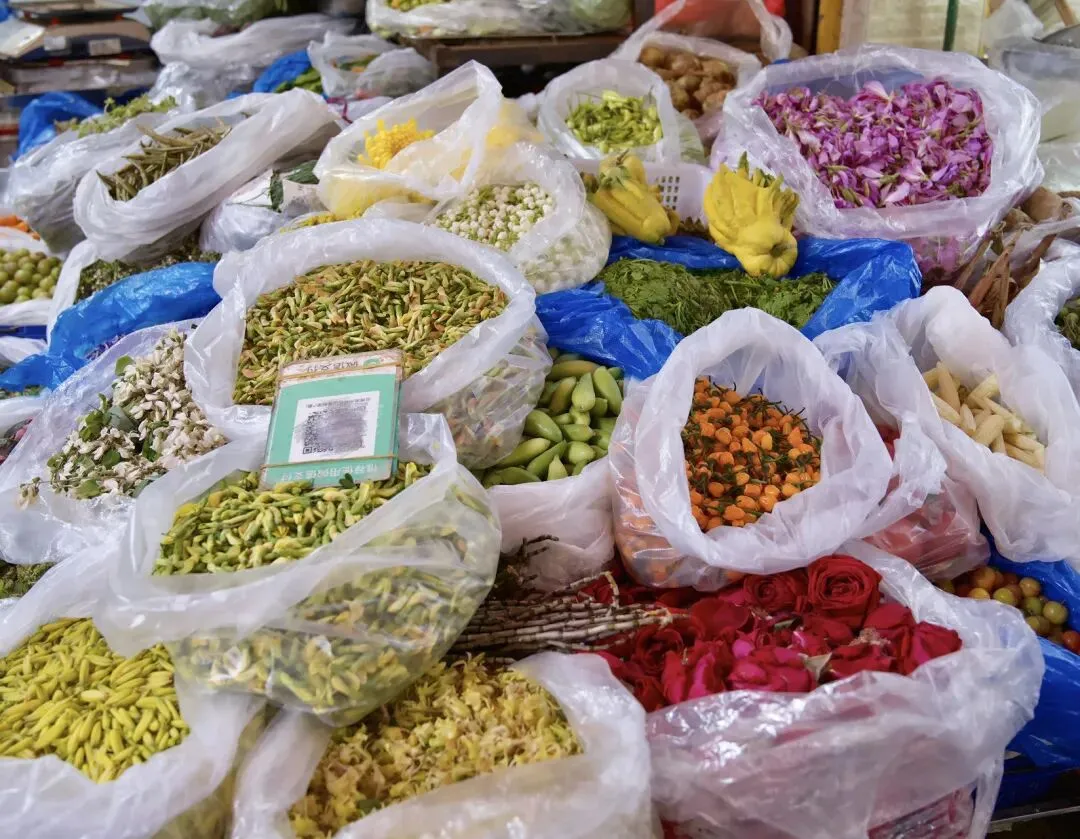 吃花!吃花!走克篆新农贸市场瞧瞧