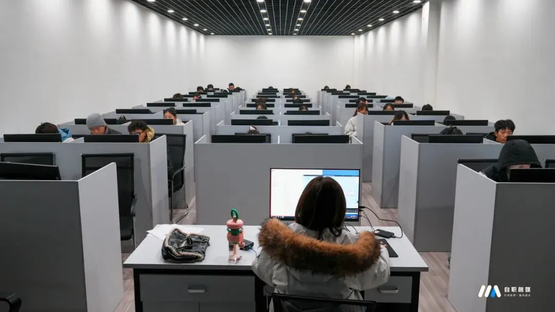 2026年单招季 | 代码改变世界!计算机应用技术:你的创意,由技术落地生花