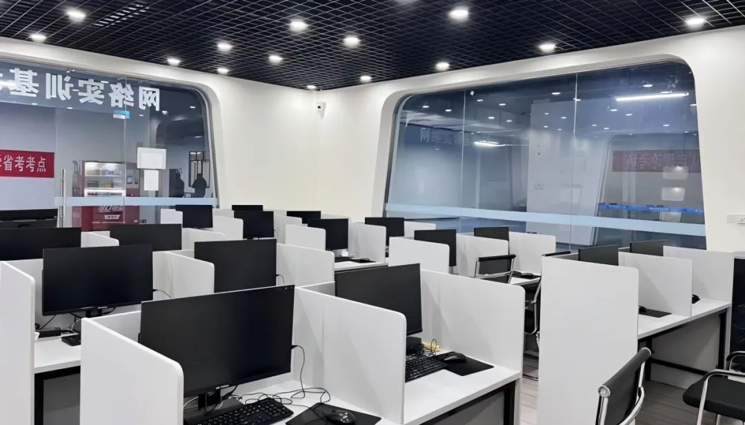 2026年单招季 | 代码改变世界!计算机应用技术:你的创意,由技术落地生花