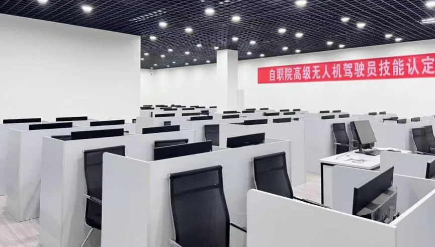 2026年单招季 | 代码改变世界!计算机应用技术:你的创意,由技术落地生花