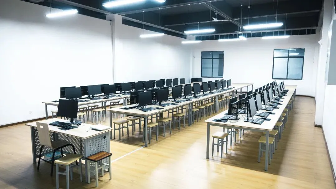 2026年单招季 | 代码改变世界!计算机应用技术:你的创意,由技术落地生花