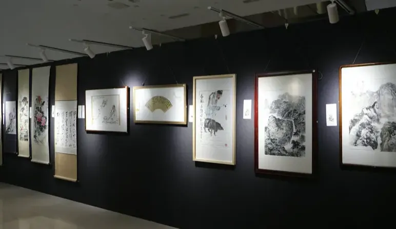 艺术品市场大变局!下一个十年财富风口已现