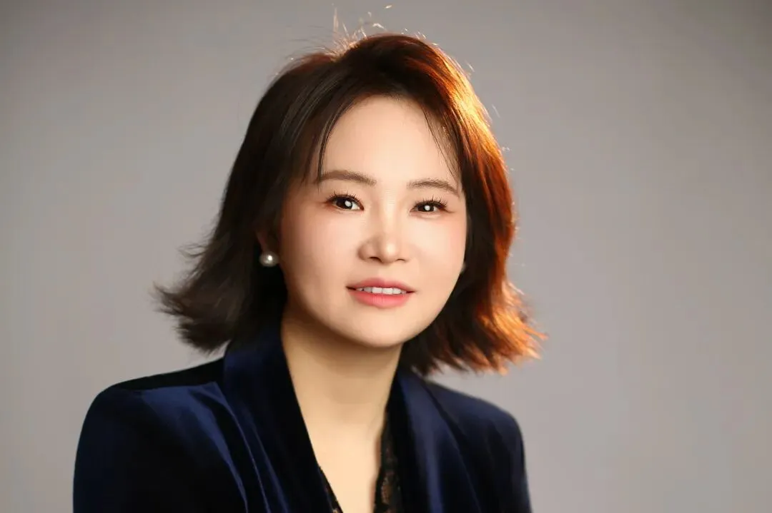 UP点亮计划|佘倩澜—985硕士的＂营销征途＂:三次归零,我把人生越活越开阔