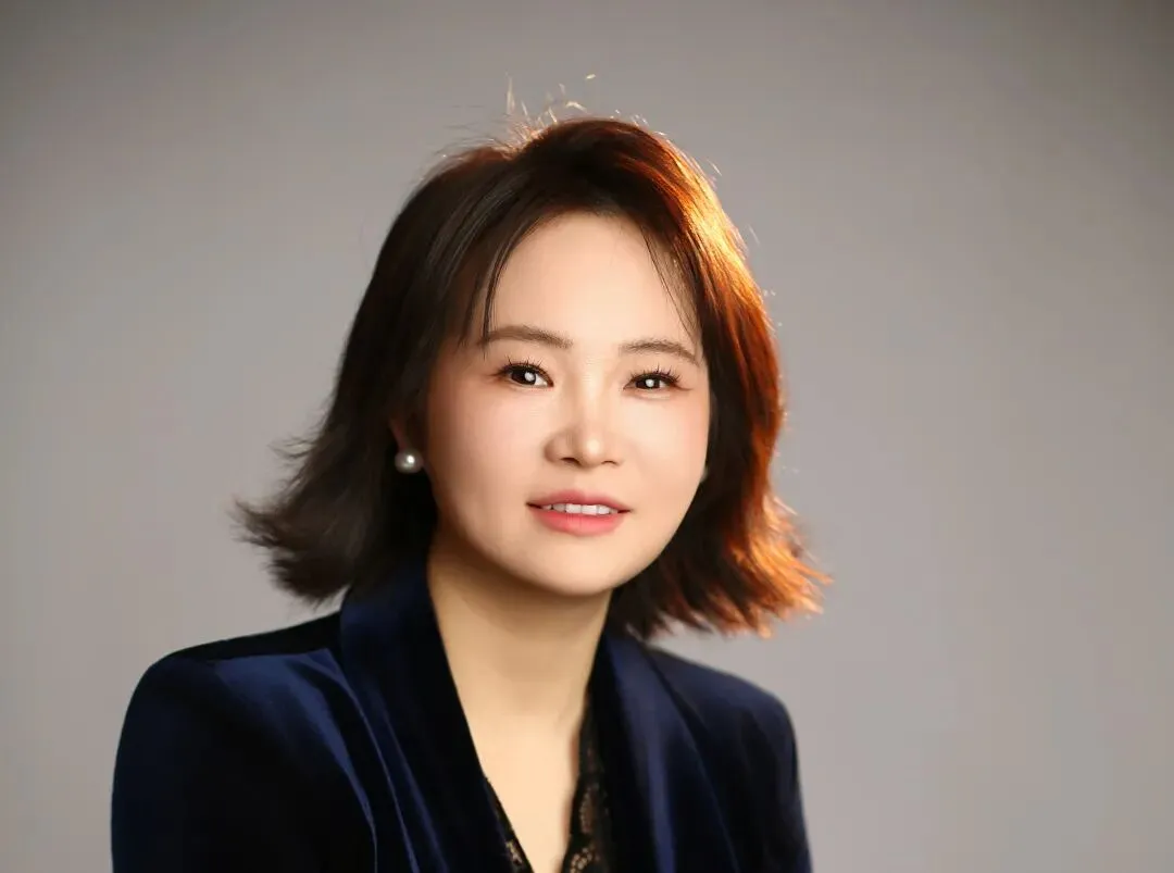 UP点亮计划|佘倩澜—985硕士的＂营销征途＂:三次归零,我把人生越活越开阔