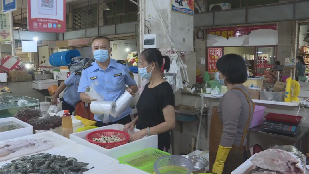 【曝光台】县市场监督管理局对农博城市场开办者未履行禁塑职责予以立案查处