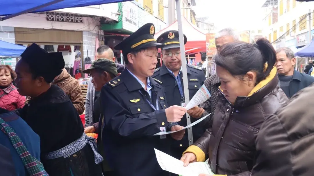 三都严管农资市场 护航春耕生产安全