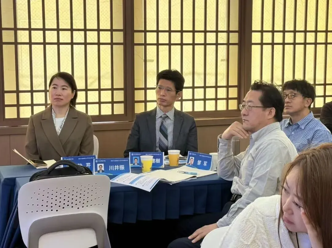 国际营销:全球化视野与在地化策略