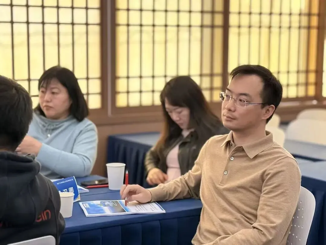 国际营销:全球化视野与在地化策略