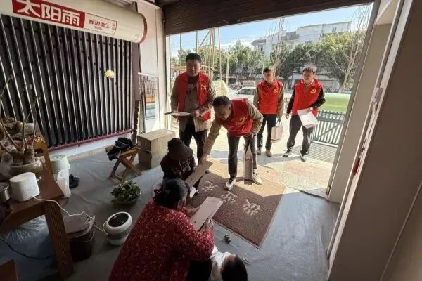 党员攻坚拓市场 —鼎能房产公司西昌豪昇党支部走进礼州镇以党建拓促经营