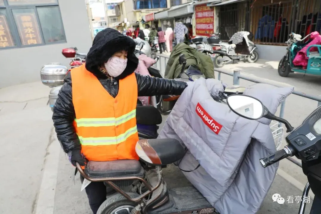 【新春走基层】看看改造后的万户新村农贸市场……