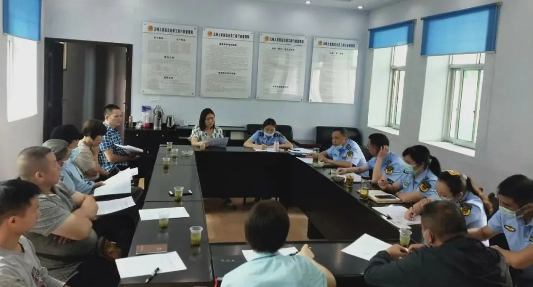 县市场监管局开展网络外卖餐饮专项整治