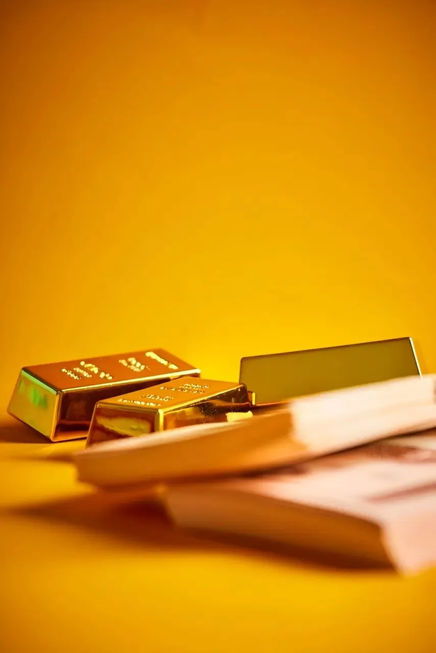 美联储利率预期主导市场:油价与金价背离的真相