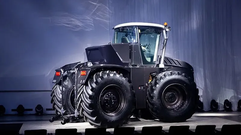 混合动力拖拉机全景洞察:技术曙光已现,市场迷雾待散