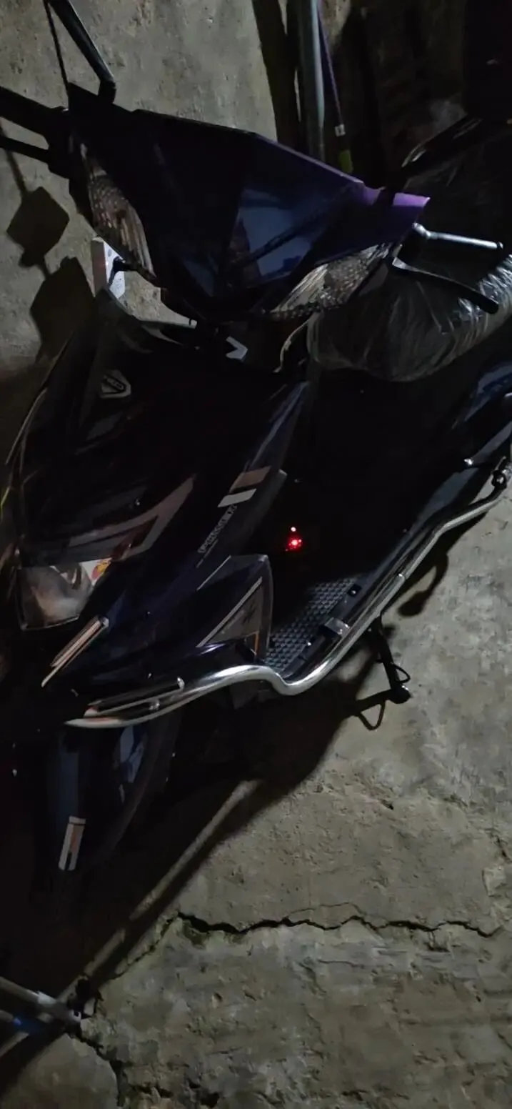 【二手市场】【仅自提】美的洗衣机7kg滚筒洗衣机330元