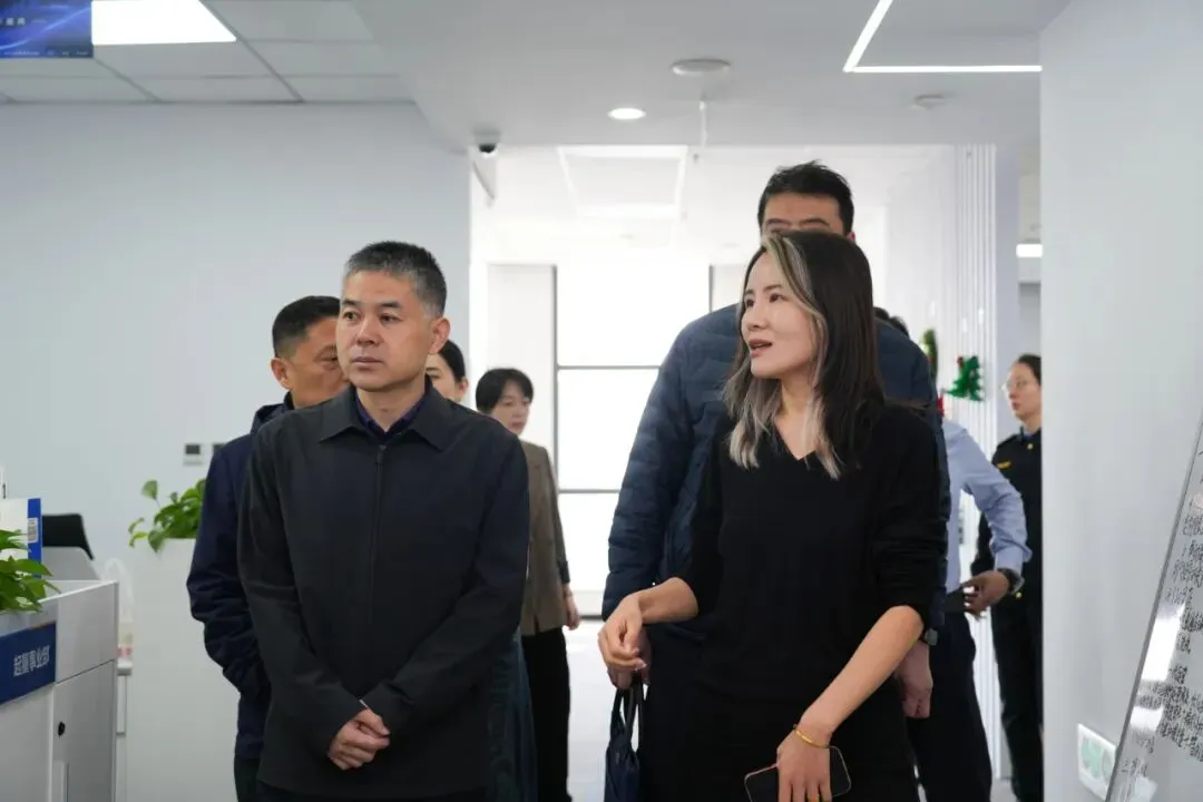 【商会资讯】天津市市场监督管理委员会党组成员、副主任庄健一行调研走访我会会长潘鹏企业-志禧集团