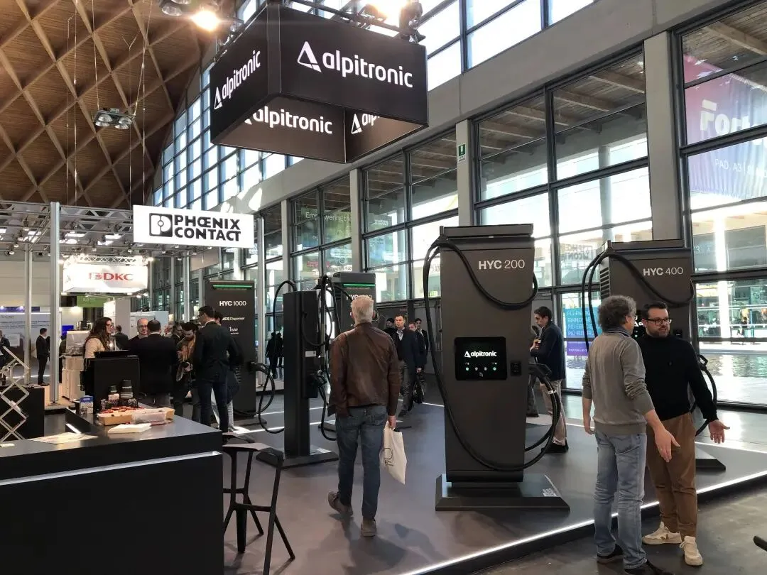 2026出海观察:充电桩三大区域市场机会与路径分析