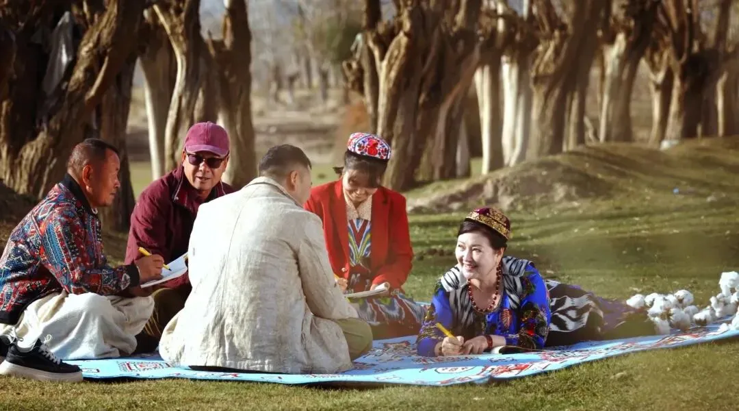 品牌营销动向(一)「蕉内新文案是棉花工人写的!」