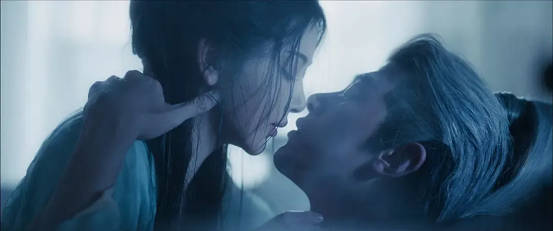 《逐玉》开分6.8,遮羞布被扯得粉碎,营销团队坐不住了