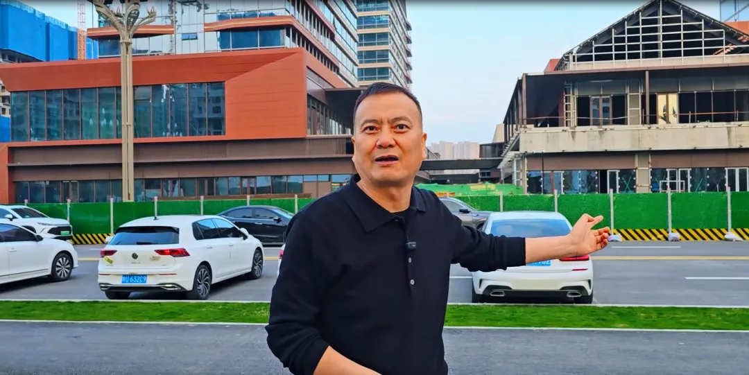 市场观察 | 北郊团结村、西郊西电板块两面夹击,西咸该出什么牌?