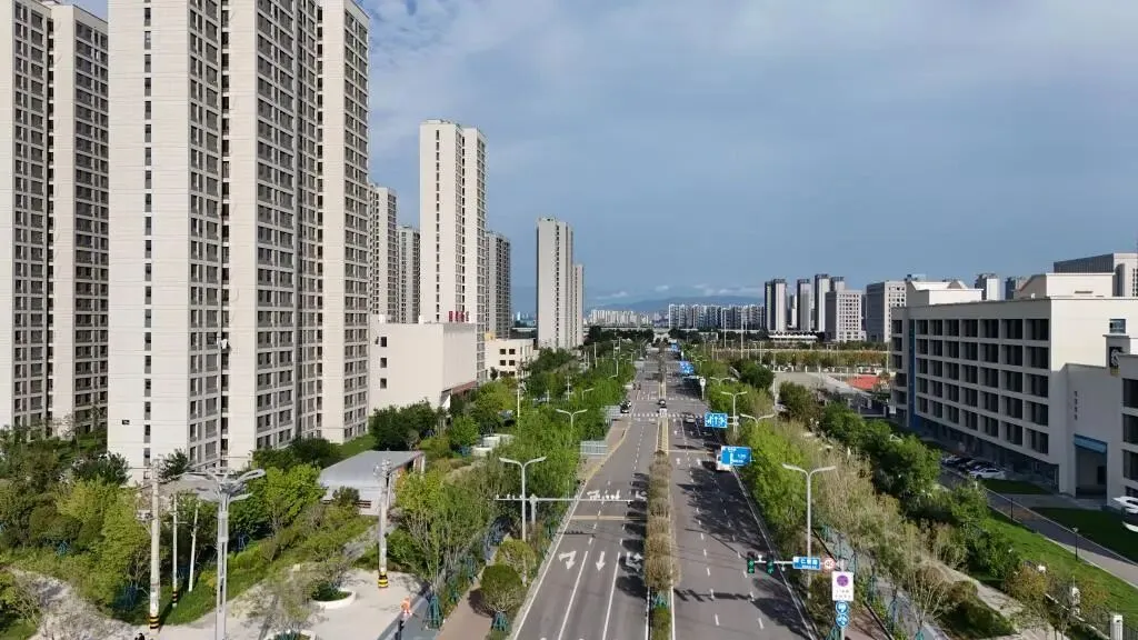 市场观察 | 北郊团结村、西郊西电板块两面夹击,西咸该出什么牌?