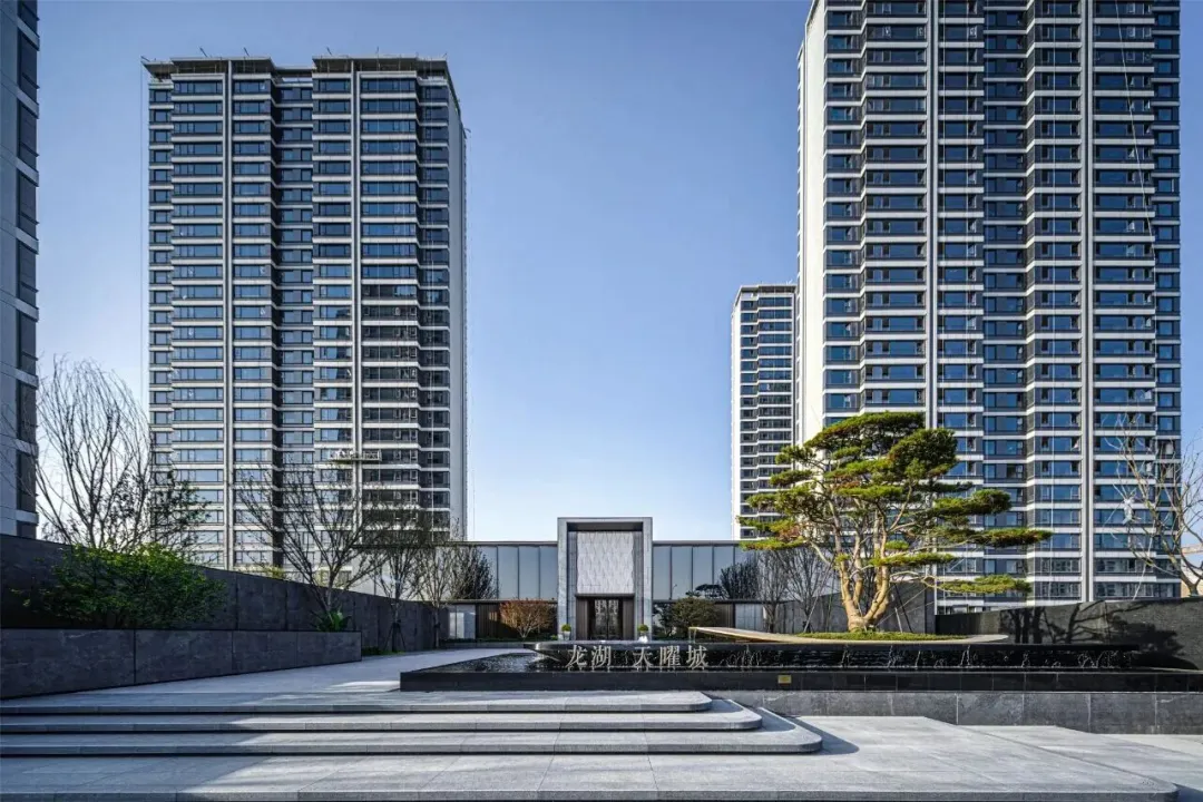 用心经营一座城!龙湖天曜城热度远超市场是必然!