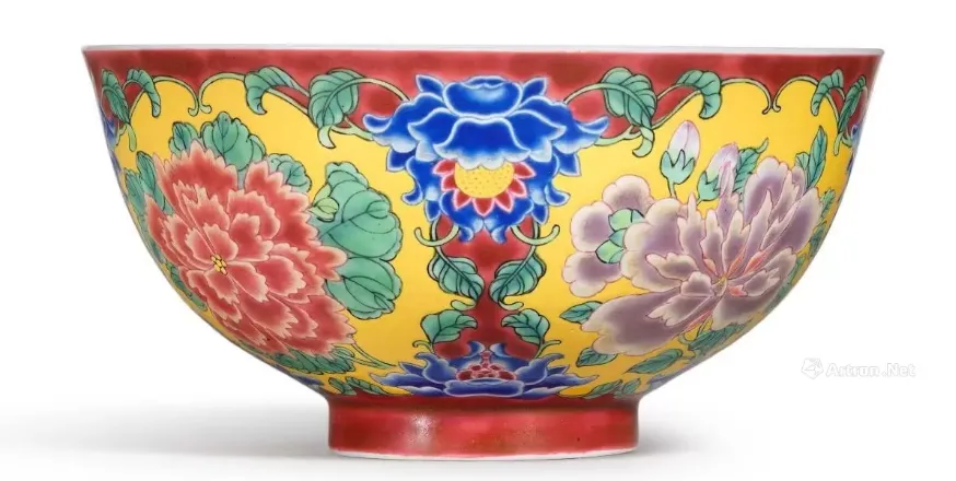 10件超4亿!香港与大陆市场平分秋色 |2025瓷器成交TOP10盘点~