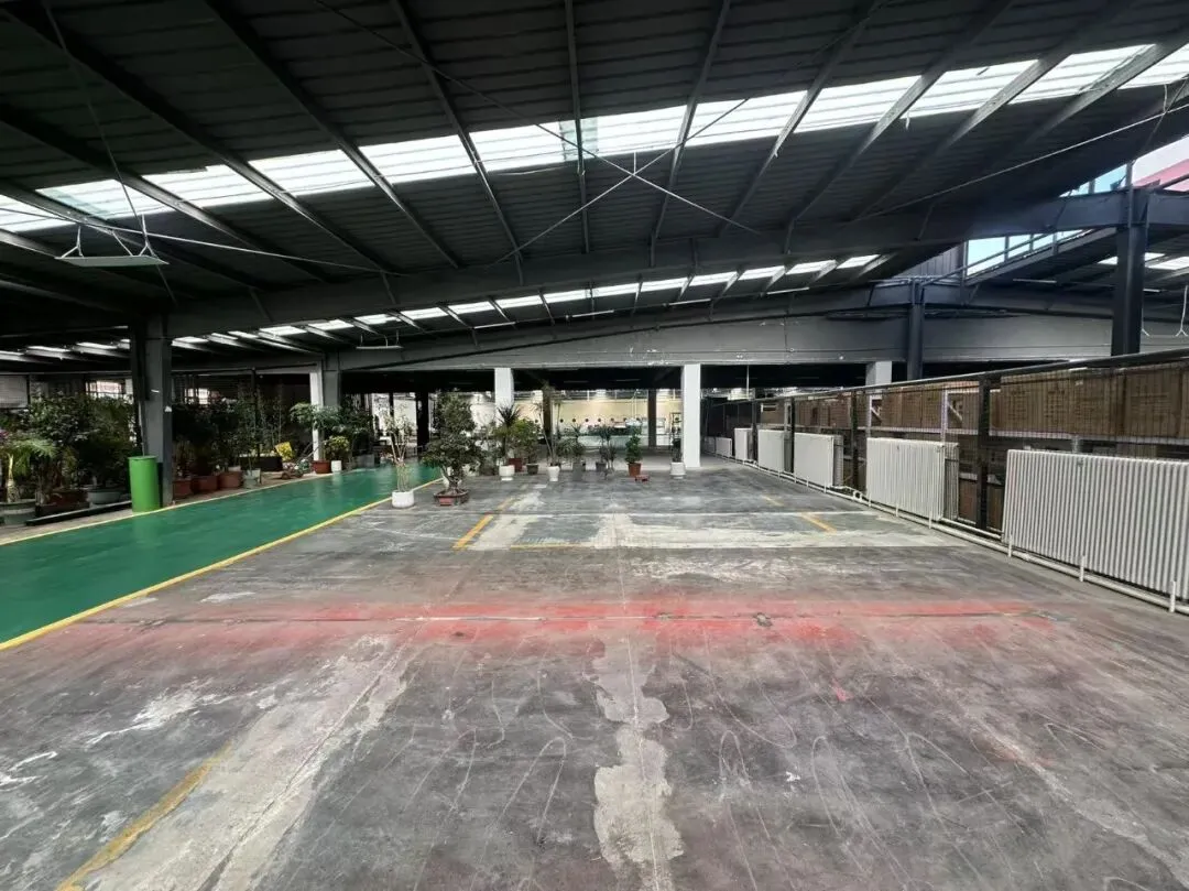 T13(掌易铺)赛罕区大学东路禾群花卉市场 招租