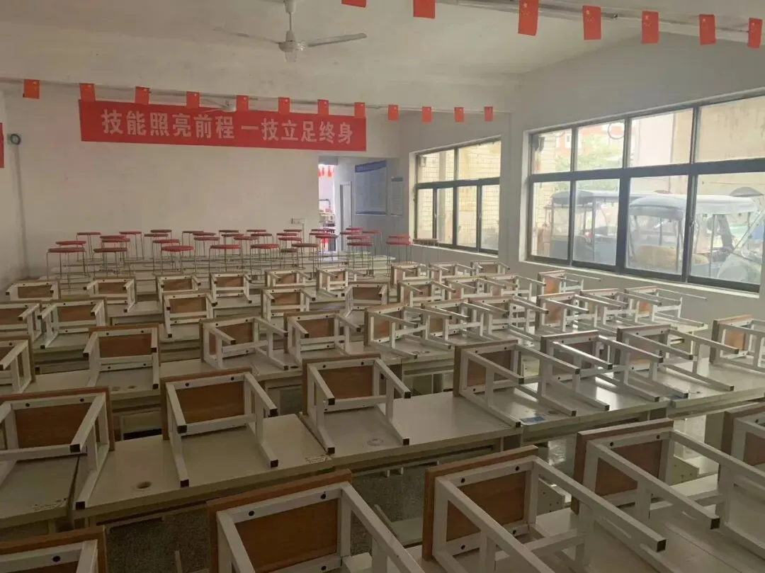 【项城零工市场】项城人免费学技能!创新职校 * 零工市场强强联合!政府补贴免费培训,结业直通好岗位!