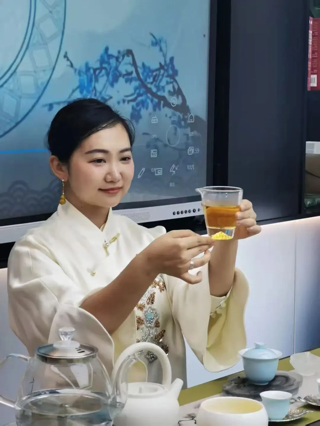 从获客到变现,一次性讲清楚如何多赚100w?