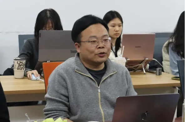 新闻 | 武汉大学资本市场法治研究中心第47期“半月谈”成功举行