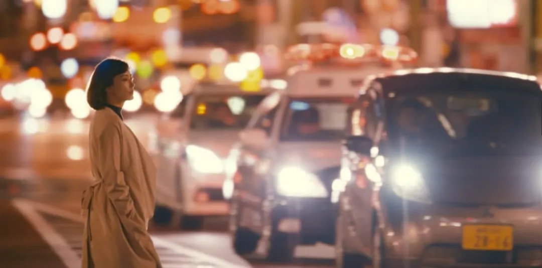 从营销总监到“卖保险”,一个985硕士选的降维人生