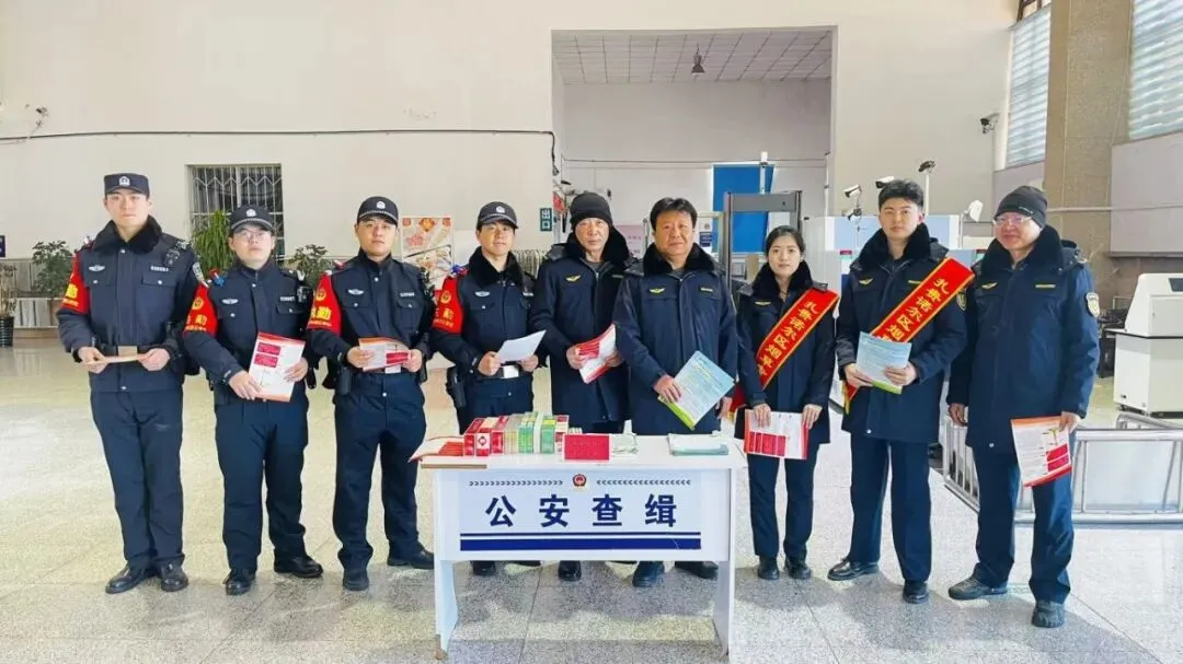 党建引领聚合力 协同共治护市场