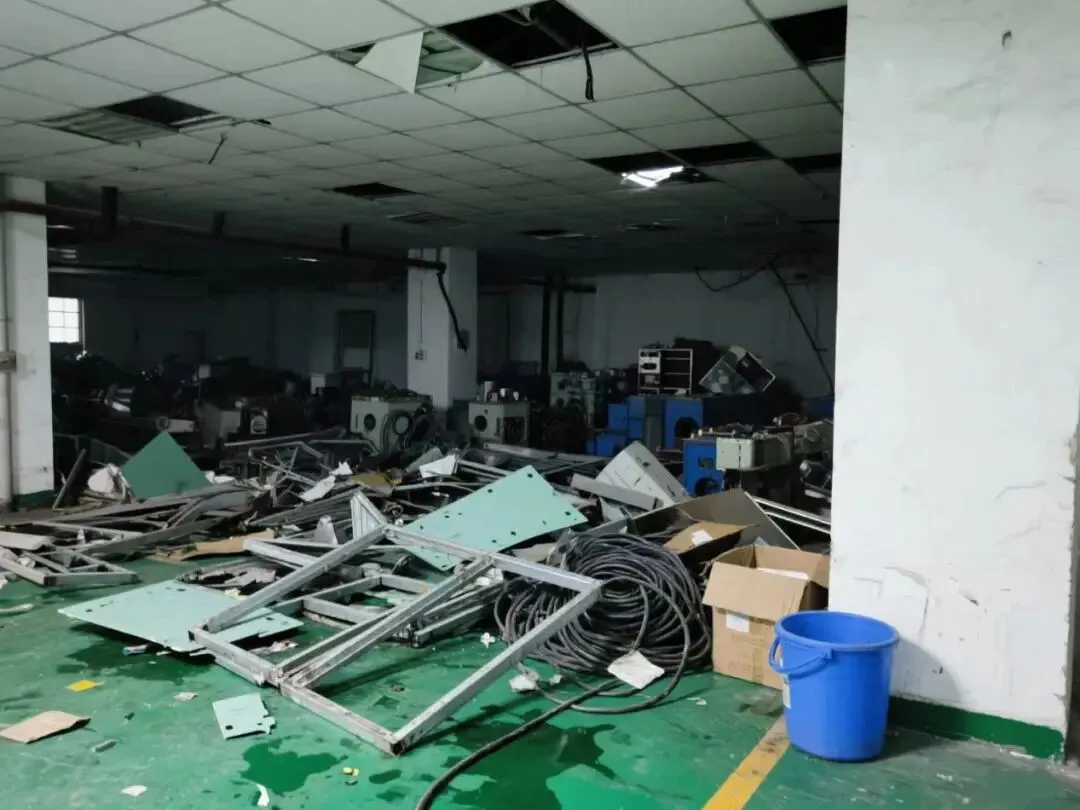 7.7 亿市场遇冷?富豪捧热的“青春舱”陷倒闭潮,买家:刚下单店没了