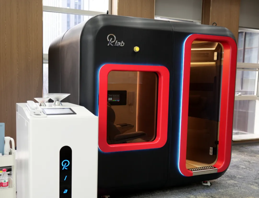 7.7 亿市场遇冷?富豪捧热的“青春舱”陷倒闭潮,买家:刚下单店没了