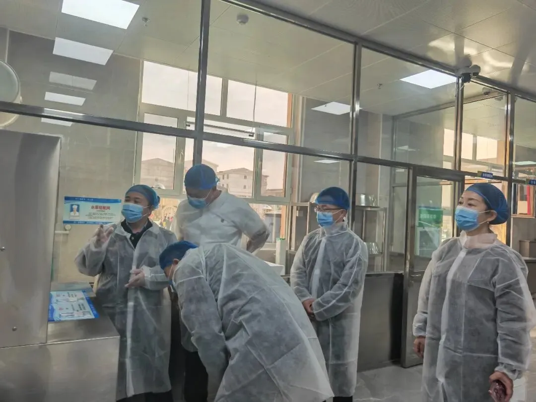 旗教育局联合市场监管局开展校园食堂食品安全检查